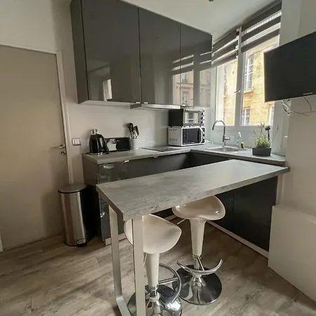Flexliving - Beautiful 2-room - Chaussee D'antin - 09 Apartman